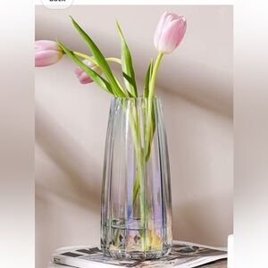 Iridescent Crystal Vase 8.7”- Stylish Decorative Bud Container for Home & Office
